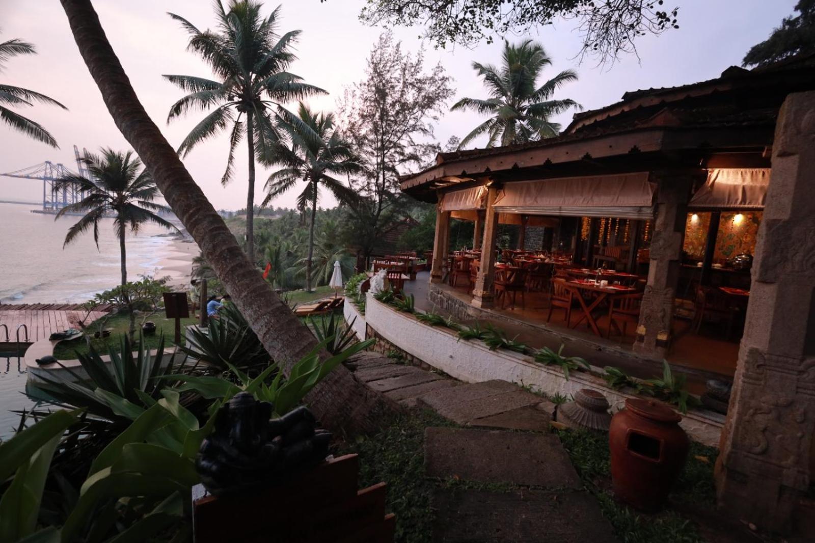 Niraamaya Retreats, Surya Samudra, Kovalam Bagian luar foto